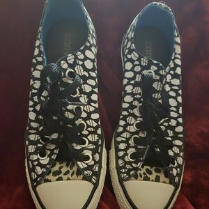 Womens converse sz 7